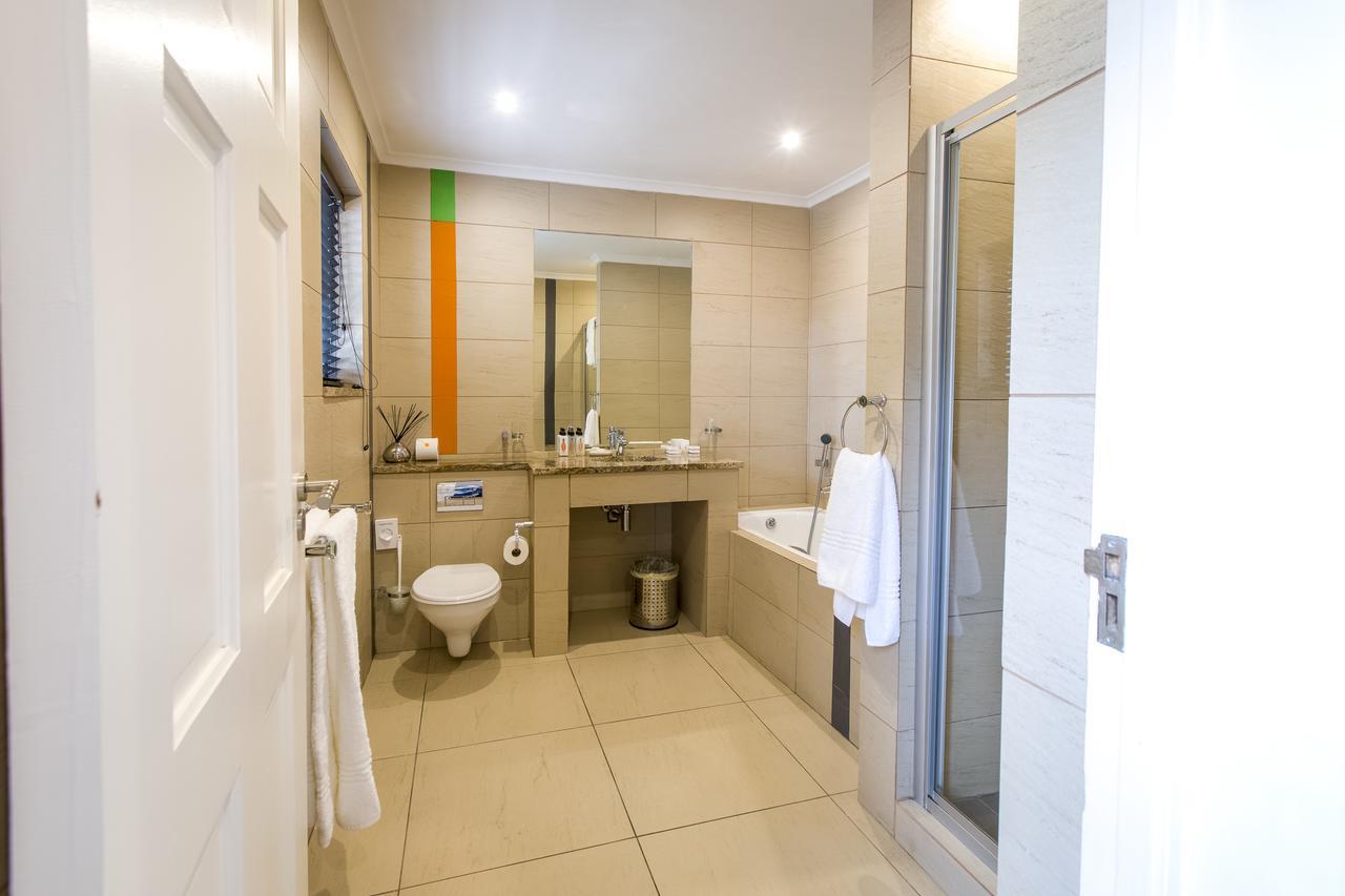 Orange Inn Knysna Extérieur photo